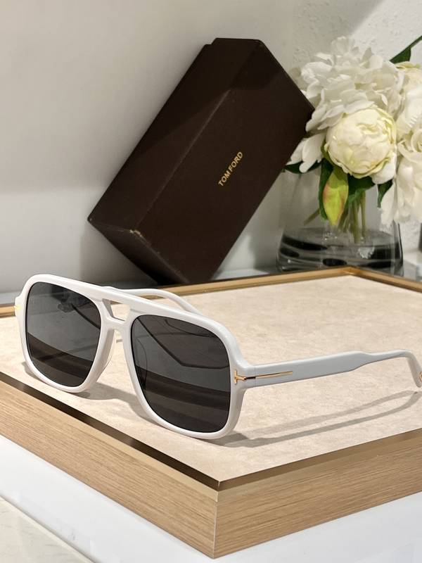 Tom Ford Sunglasses Top Quality TOS01381